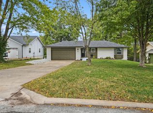 103 Horseshoe Ave, Nixa, MO 65714