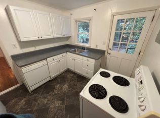 913 Grayland St #A, Greensboro, NC 27408