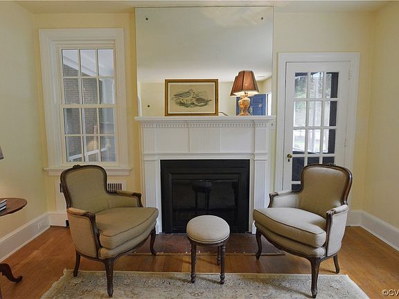 4th image of 1214 Stanhope Ave