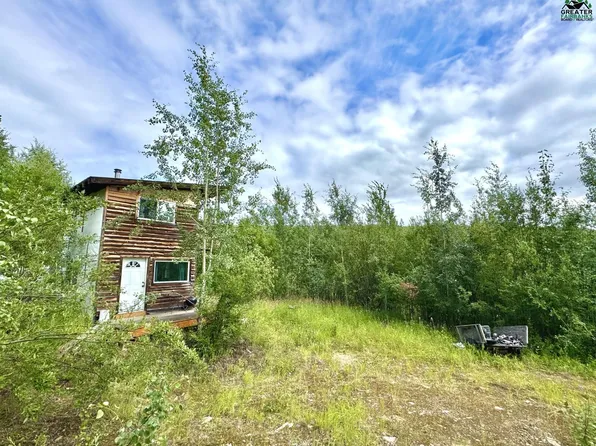 8300 Kateel Dr, Fairbanks, AK 99712