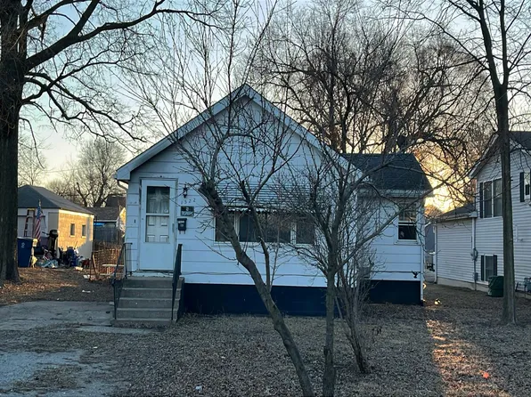 1522 Pine St, Ottawa, IL 61350