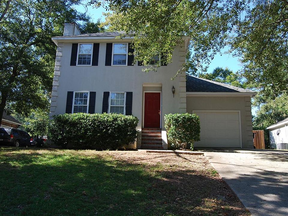 1st image of 104 Green Ash Ct