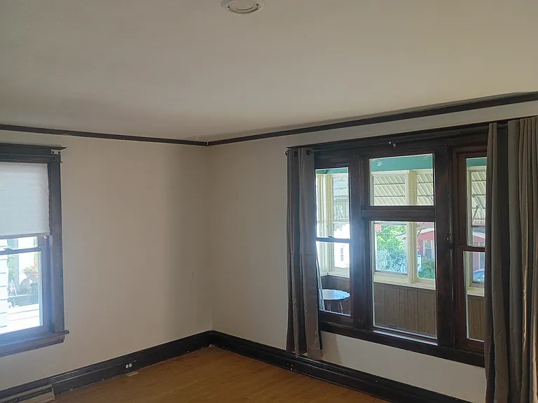 618 N 22nd Ave W — Photo 12