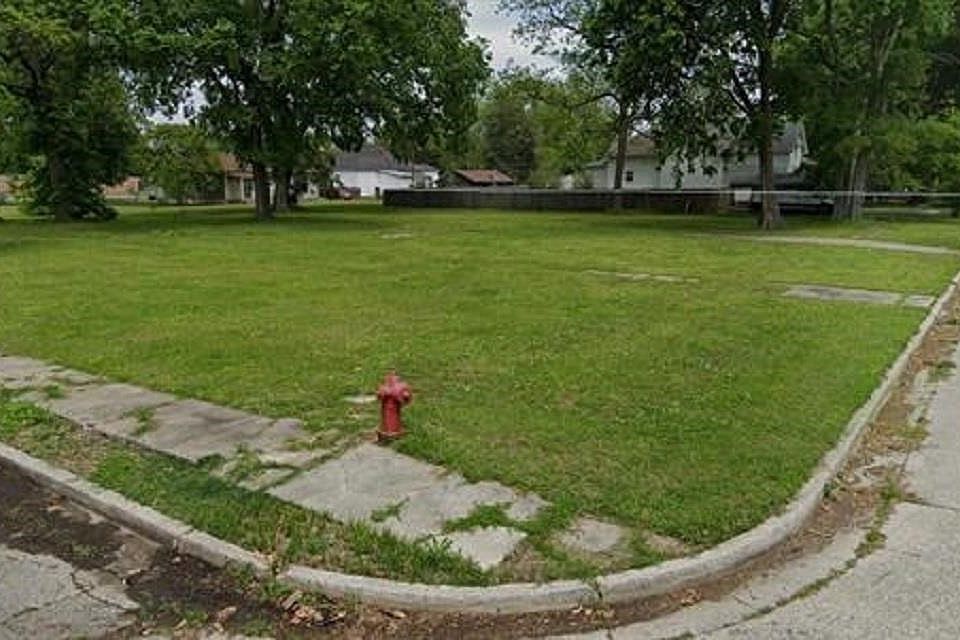 1st image of 303 Elizabeth Ave #6&7