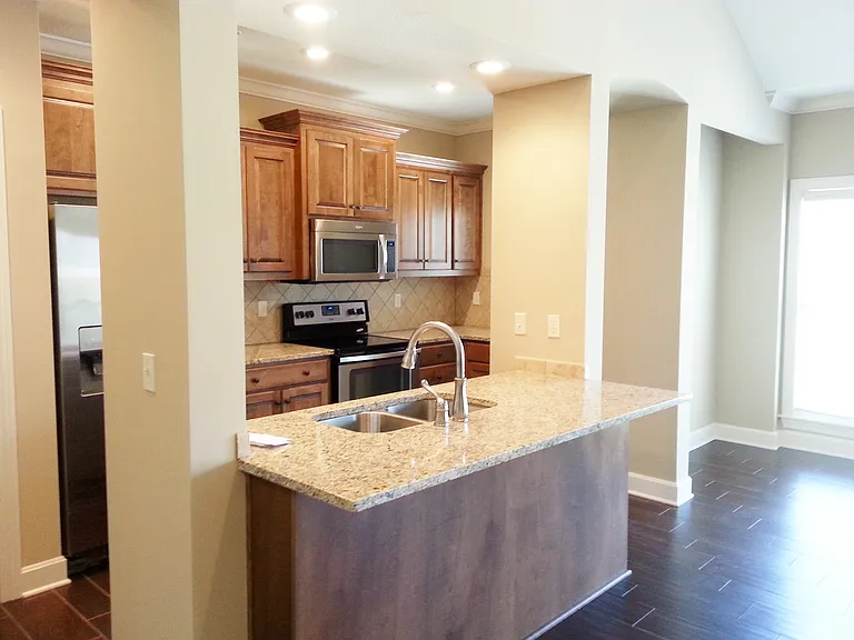 Mansions At Canyon Creek Apartments — Photo 29