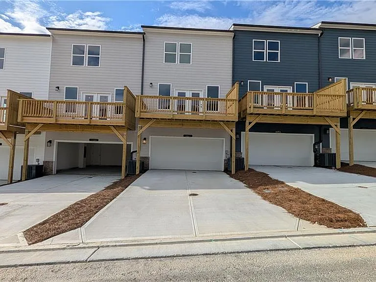 3053 Beacon Bend Xing — Photo 36