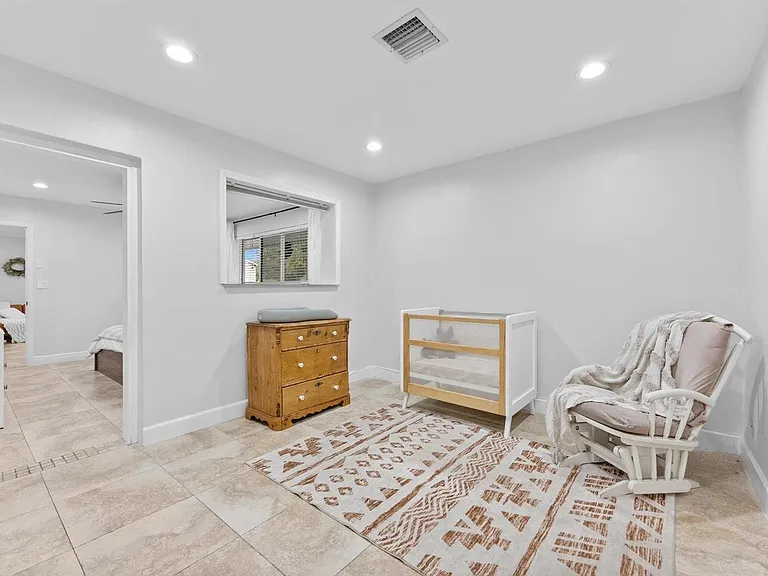 1257 NW 5th St — Photo 29