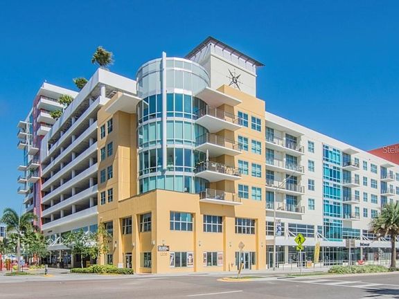 2nd image of 1208 E Kennedy Blvd Unit 916