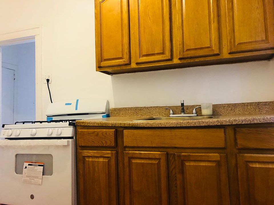 1st image of 236 Lexington Ave #4E