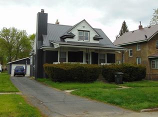 1608 2nd St, Perry, IA 50220