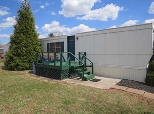 116 Amy Ln, New Oxford, PA 17350