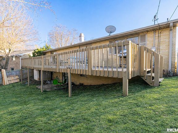 2nd image of 1417 W Brentwood Dr