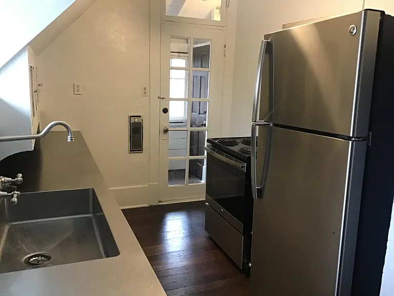 1520 1/2 S 9th St — Photo 3