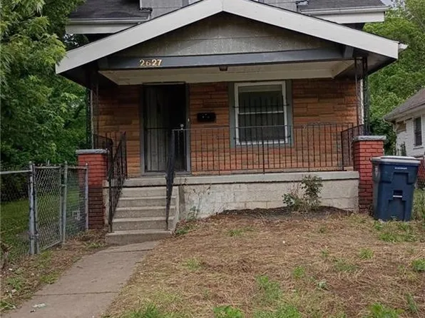 2627 College Ave, Kansas City, MO 64127