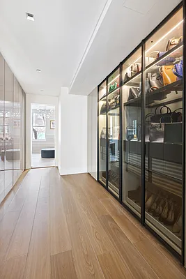 Sold by Compass | media 17