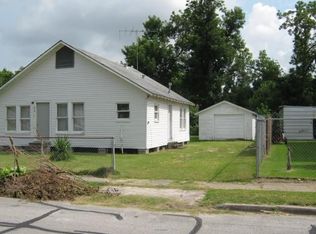 214 E Defee, Baytown, TX 77520