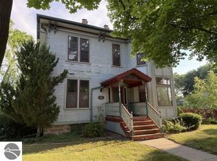 424 W Center St, Alma, MI 48801