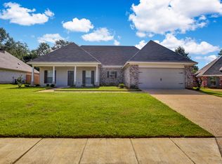 105 Moss Crk, Canton, MS 39046