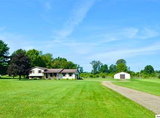 10959 Springwater Dr, Mount Vernon, OH 43050