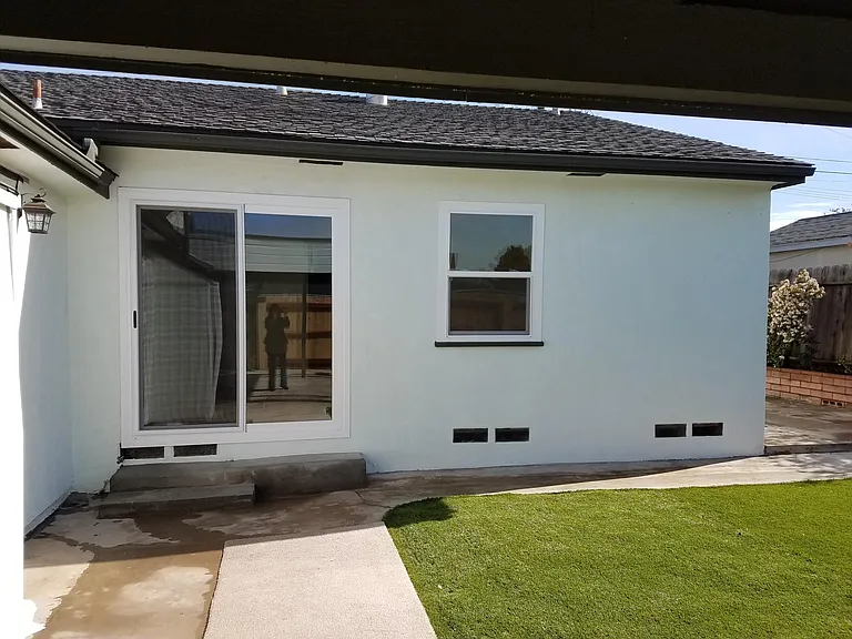 6486 Winona Ave — Photo 22