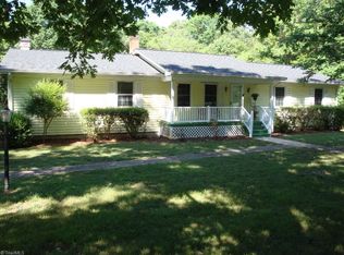 1080 Running Cedar Rd, Asheboro, NC 27205