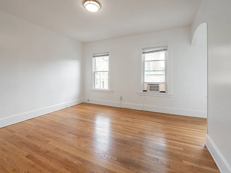 114 Edwards St #2A — Photo 2