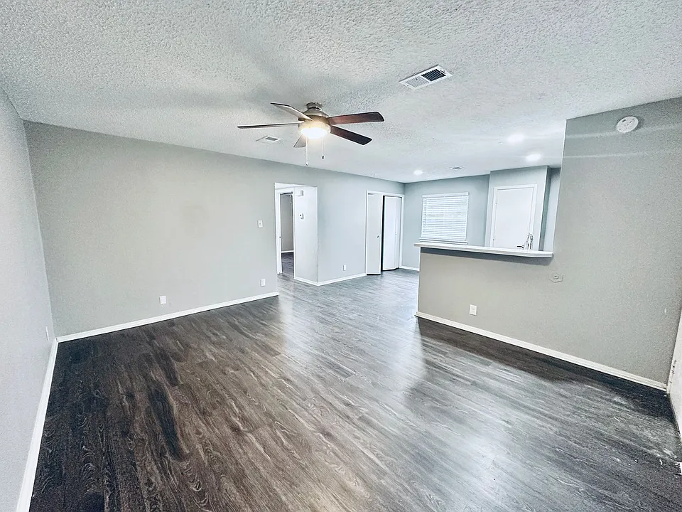 5507 Rose Hill Cir