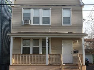 72 Willoughby St, Newark, NJ 07112