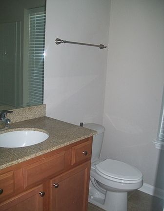 4th image of 400 Telfair Dr APT 203