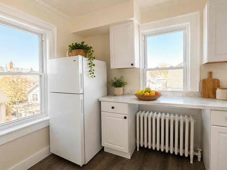 275 Bayville Ave #2W — Photo 4
