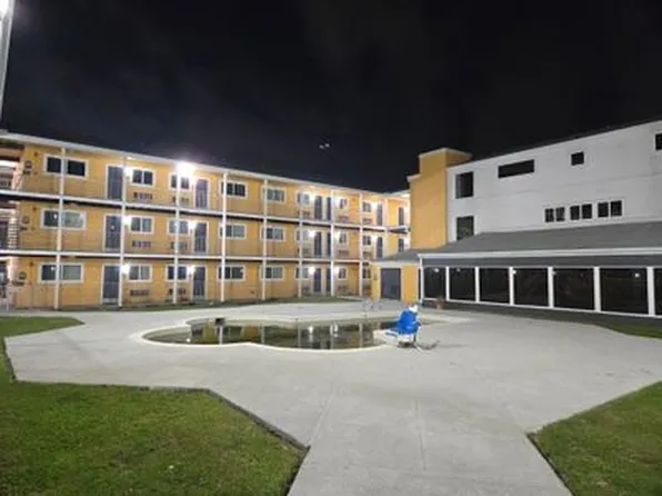 Siegel Suites Houston, 16410 North Fwy #169761b1c, Houston, TX 77073