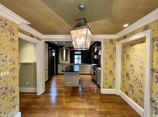 9 Foster Pl #1A, Cambridge, MA 02138
