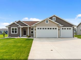 N1686 Kas Dr, Greenville, WI 54942