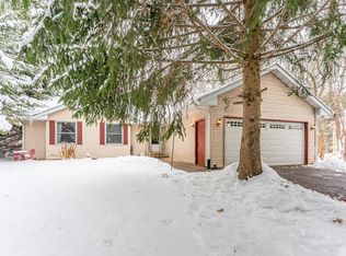 116 Liverpool Dr SE, Poplar Grove, IL 61065