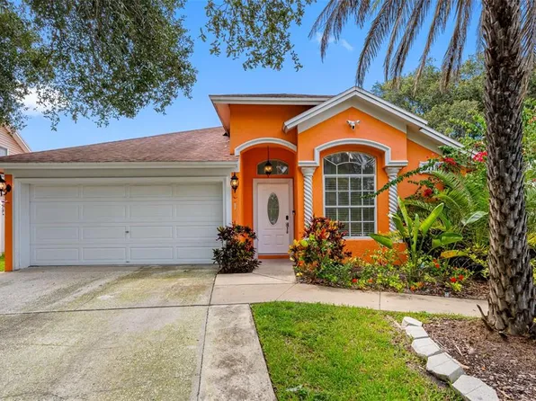 9713 Long Meadow Dr, Tampa, FL 33615