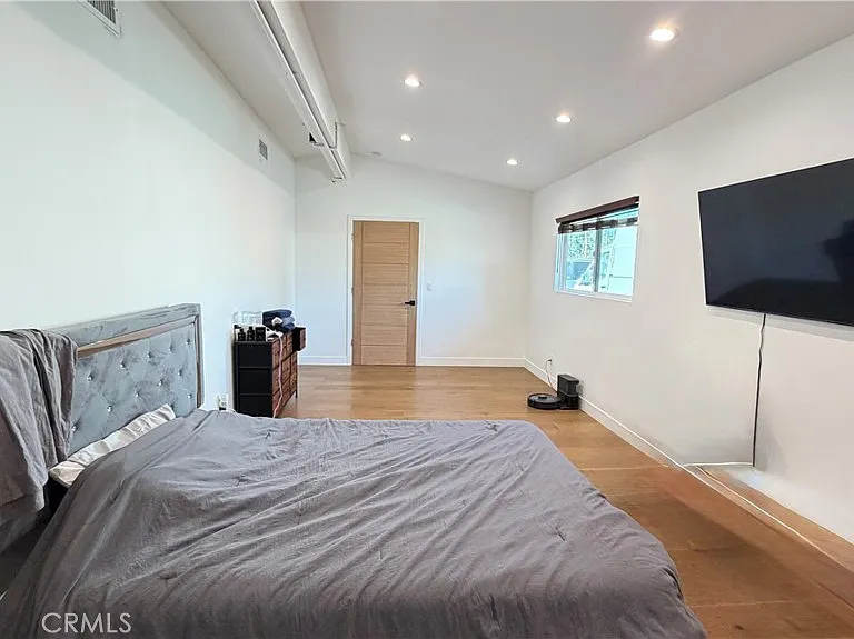 7257 Wilbur Ave — Photo 12