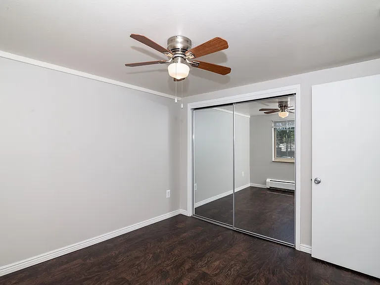Dexter Street Apartments — Photo 23