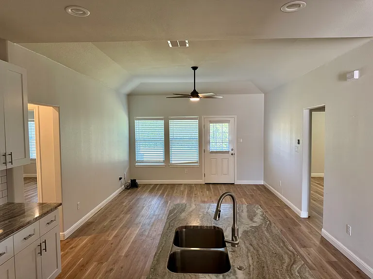 2817 Steepleridge Cir — Photo 7
