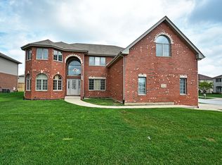 4810 Summerhill Dr, Country Club Hills, IL 60478