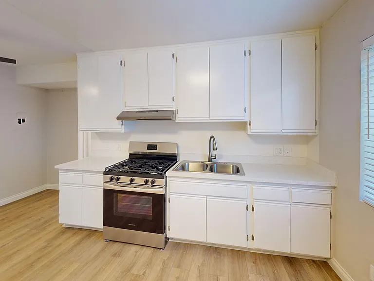 COU - Council Apts. — Photo 7