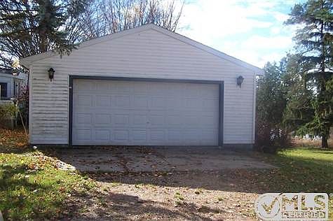 4th image of 10549 Cutler St