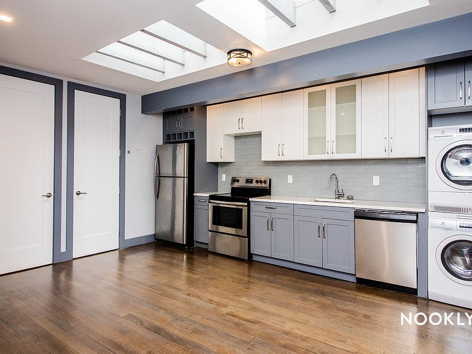 1st image of 589 Washington Ave #2