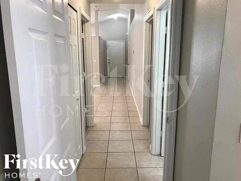 7428 Little Pond Ct — Photo 14