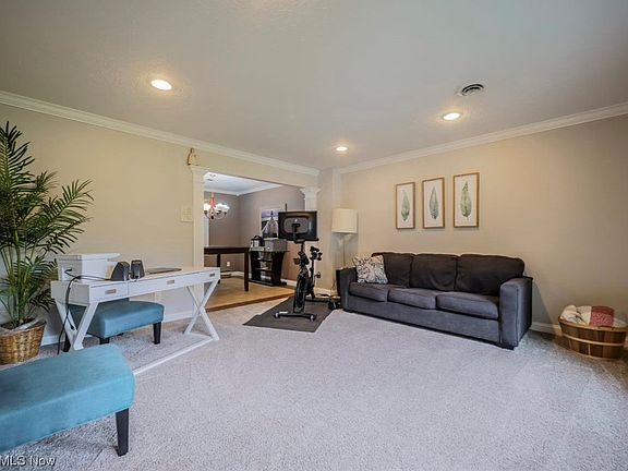 3rd image of 32556 Spinnaker Dr