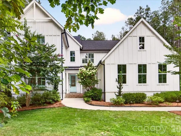 3142 Sherman Dr, Lancaster, SC 29720