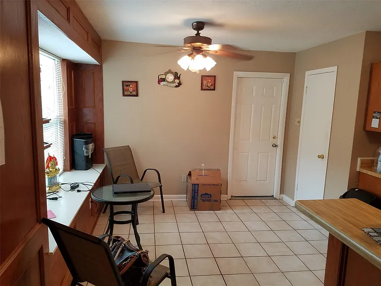 2711 Amaranth Dr — Photo 4