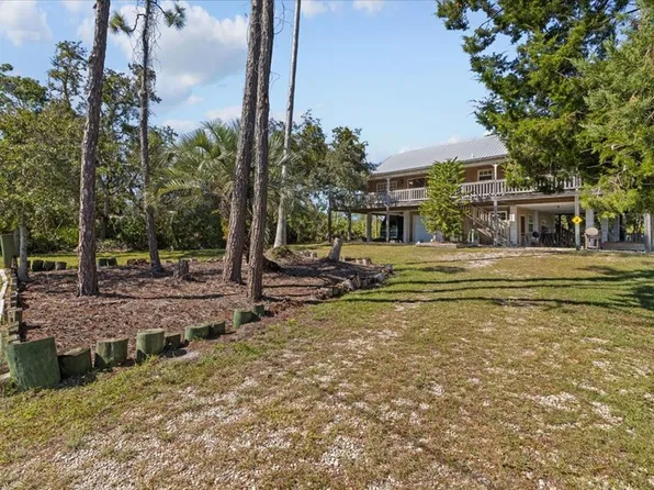 16791 Sandra St, Cedar Key, FL 32625