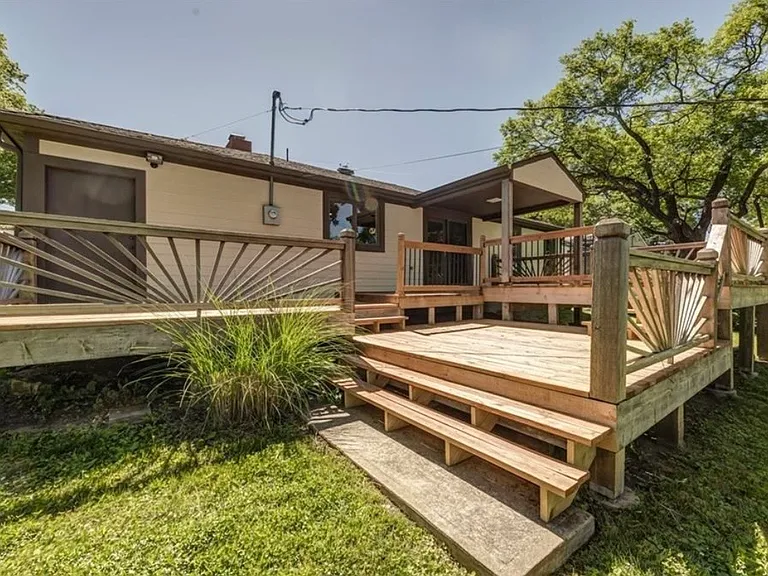 8400 Riggs St — Photo 27