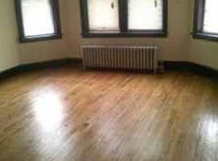 4215 N Milwaukee Ave, Chicago, IL 60641