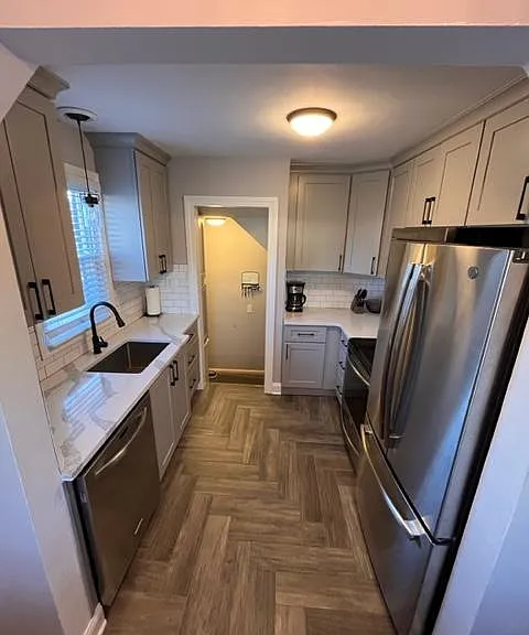 3023 Tyler Ave — Photo 4